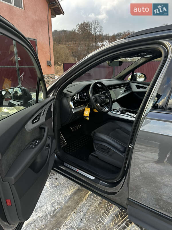Внедорожник / Кроссовер Audi Q7 2020 в Рахове