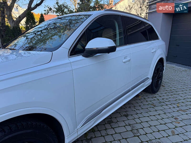 Позашляховик / Кросовер Audi Q7 2021 в Львові фото 17 Позашляховик / Кросовер Audi Q7 2021 в Львові