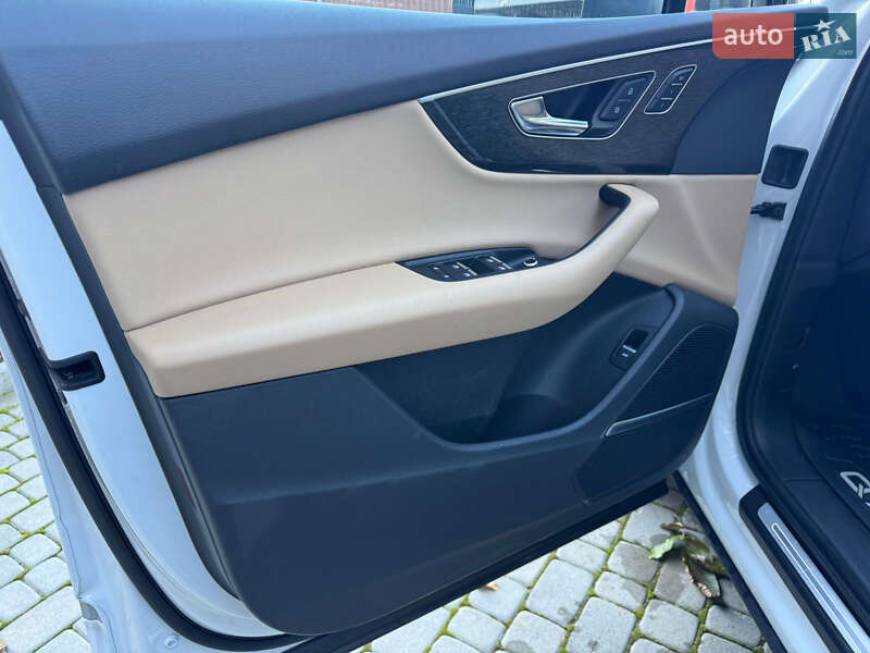 Позашляховик / Кросовер Audi Q7 2021 в Львові фото 34 Позашляховик / Кросовер Audi Q7 2021 в Львові