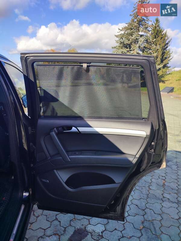 Позашляховик / Кросовер Audi Q7 2010 в Дубні фото 10 Позашляховик / Кросовер Audi Q7 2010 в Дубні