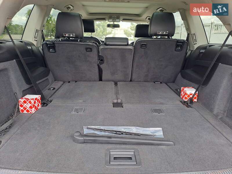 Внедорожник / Кроссовер Audi Q7 2011 в Измаиле