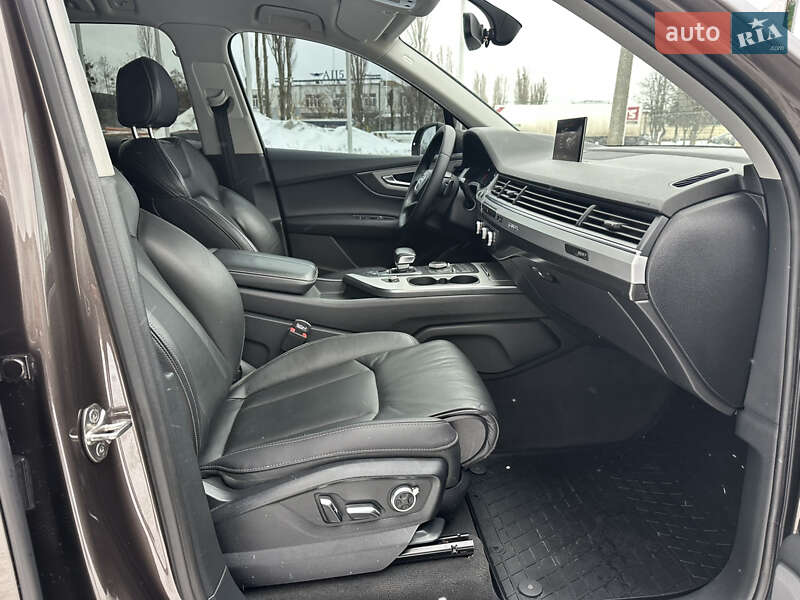 Позашляховик / Кросовер Audi Q7 2017 в Львові фото 80 Позашляховик / Кросовер Audi Q7 2017 в Львові