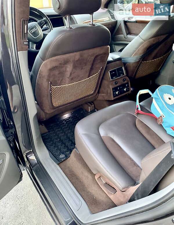 Внедорожник / Кроссовер Audi Q7 2011 в Одессе