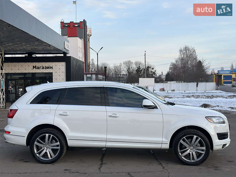 Позашляховик / Кросовер Audi Q7 2014 в Дубні