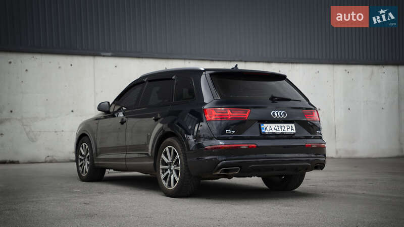Позашляховик / Кросовер Audi Q7 2017 в Києві фото 8 Позашляховик / Кросовер Audi Q7 2017 в Києві
