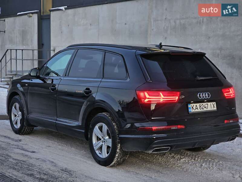Позашляховик / Кросовер Audi Q7 2017 в Києві фото 4 Позашляховик / Кросовер Audi Q7 2017 в Києві