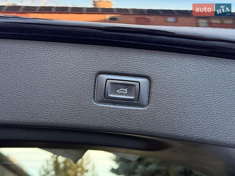 Позашляховик / Кросовер Audi Q7 2017 в Києві фото 14 Позашляховик / Кросовер Audi Q7 2017 в Києві