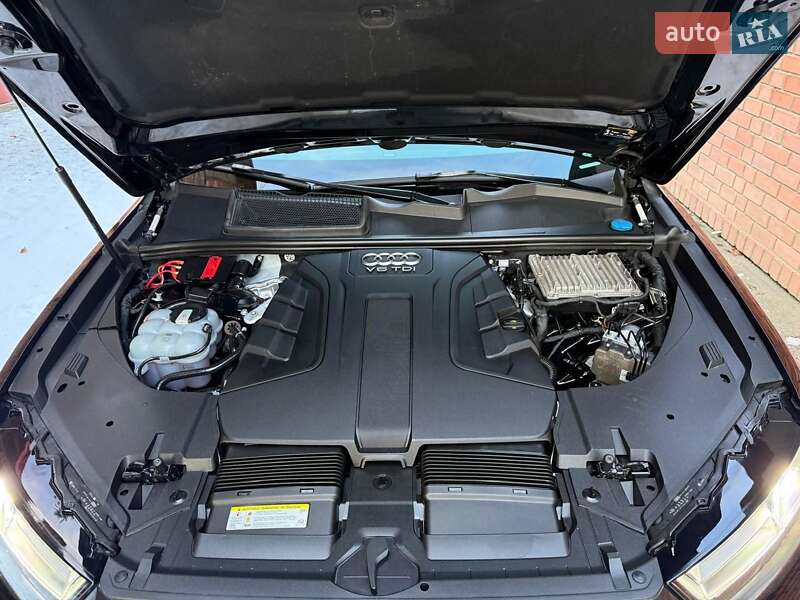 Позашляховик / Кросовер Audi Q7 2017 в Києві фото 6 Позашляховик / Кросовер Audi Q7 2017 в Києві