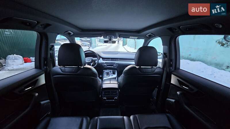 Внедорожник / Кроссовер Audi Q7 2016 в Киеве