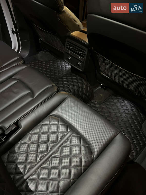 Внедорожник / Кроссовер Audi Q7 2020 в Мукачево