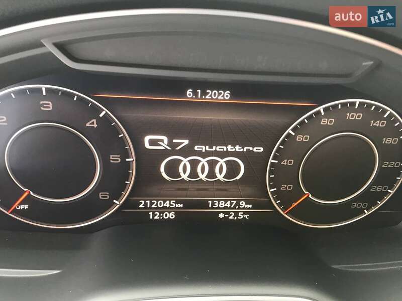 Позашляховик / Кросовер Audi Q7 2017 в Львові