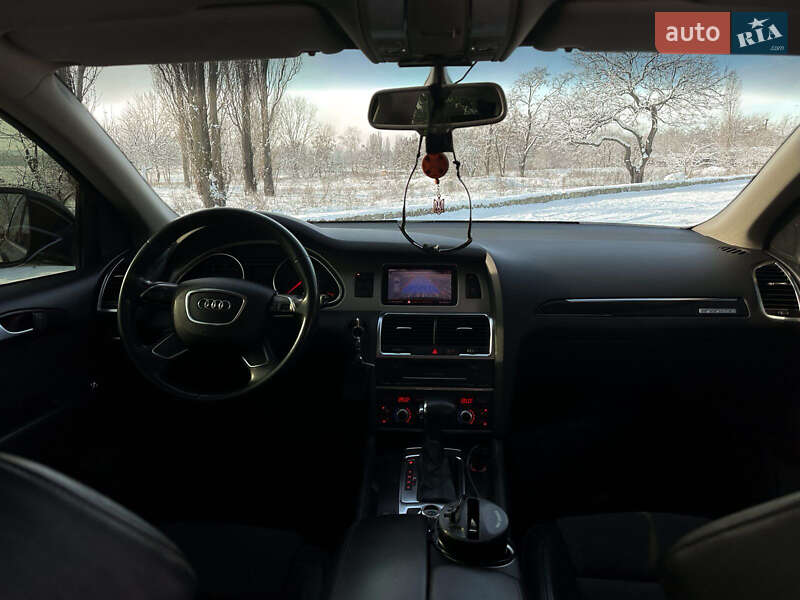 Внедорожник / Кроссовер Audi Q7 2013 в Кременчуге