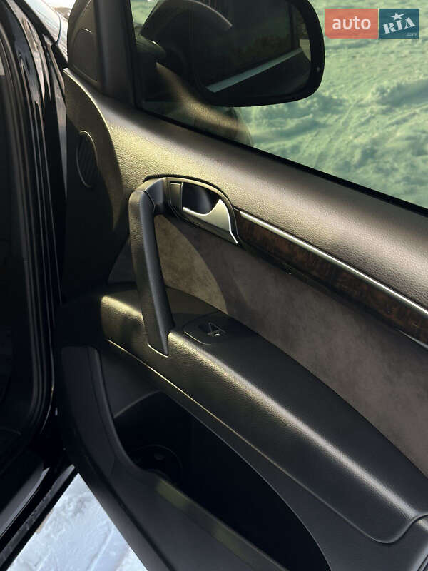 Внедорожник / Кроссовер Audi Q7 2013 в Кременчуге