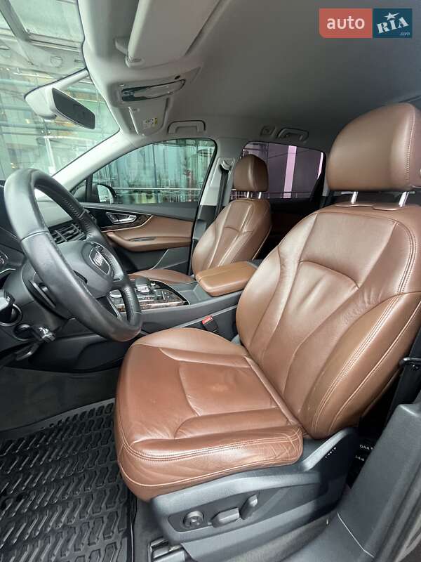 Внедорожник / Кроссовер Audi Q7 2015 в Киеве фото 19 Внедорожник / Кроссовер Audi Q7 2015 в Киеве