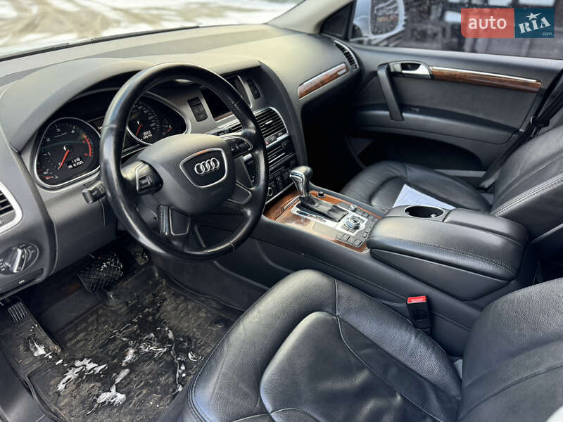 Внедорожник / Кроссовер Audi Q7 2013 в Киеве