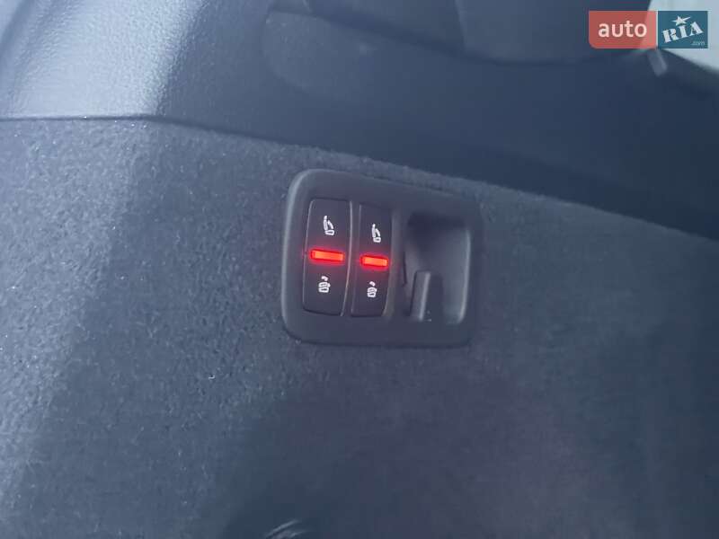 Внедорожник / Кроссовер Audi Q7 2023 в Днепре