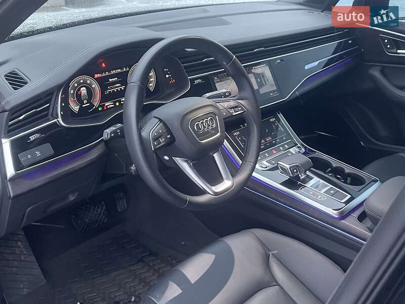 Внедорожник / Кроссовер Audi Q7 2023 в Днепре