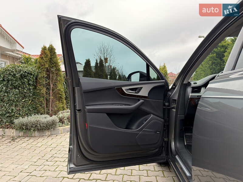 Внедорожник / Кроссовер Audi Q7 2016 в Одессе фото 41 Внедорожник / Кроссовер Audi Q7 2016 в Одессе