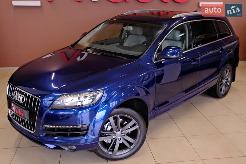 Позашляховик / Кросовер Audi Q7 2015 в Одесі