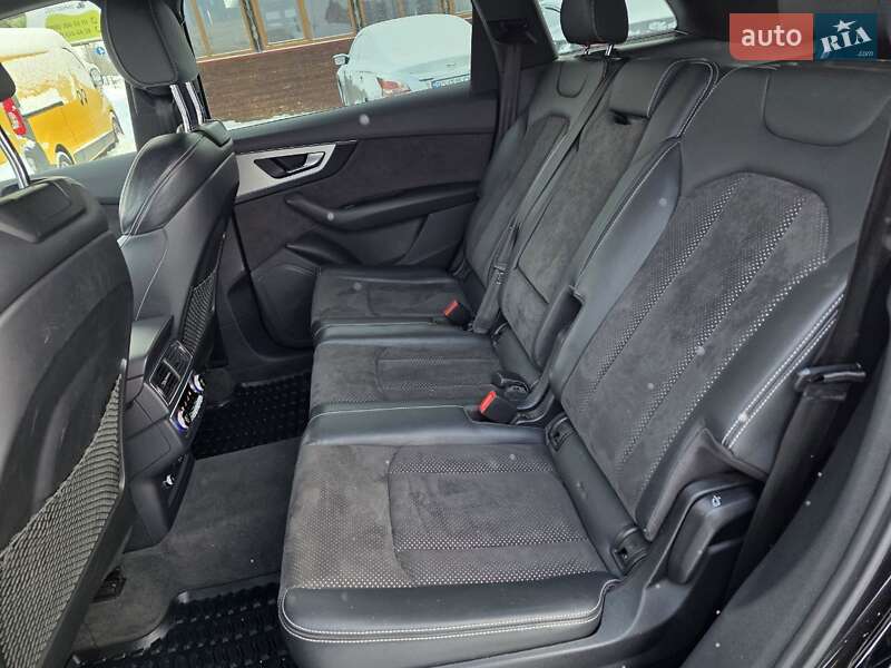 Позашляховик / Кросовер Audi Q7 2017 в Тернополі фото 28 Позашляховик / Кросовер Audi Q7 2017 в Тернополі