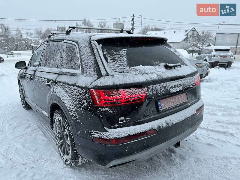 Внедорожник / Кроссовер Audi Q7 2017 в Львове