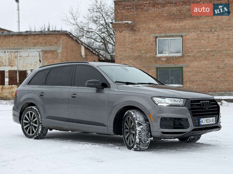 Внедорожник / Кроссовер Audi Q7 2016 в Лубнах фото 11 Внедорожник / Кроссовер Audi Q7 2016 в Лубнах