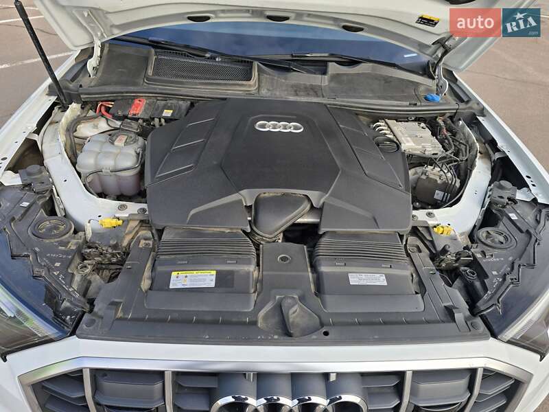 Позашляховик / Кросовер Audi Q7 2020 в Одесі