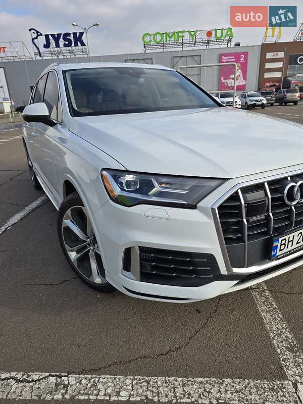 Позашляховик / Кросовер Audi Q7 2020 в Одесі