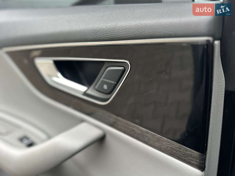 Внедорожник / Кроссовер Audi Q7 2017 в Ковеле