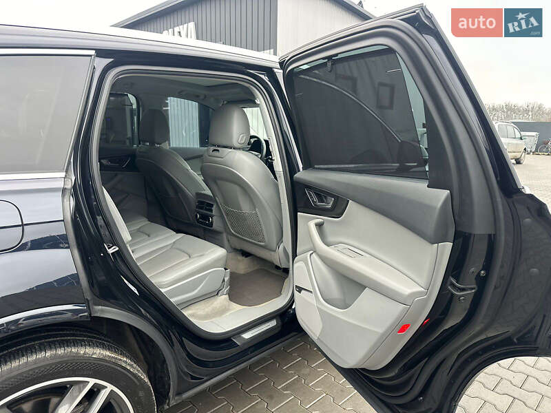 Внедорожник / Кроссовер Audi Q7 2017 в Ковеле