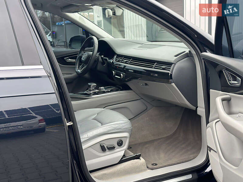 Внедорожник / Кроссовер Audi Q7 2017 в Ковеле
