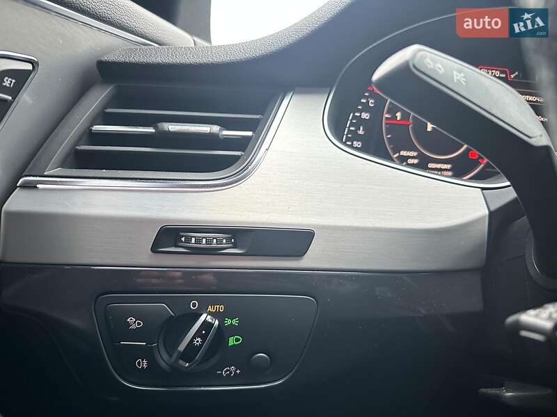 Внедорожник / Кроссовер Audi Q7 2017 в Запорожье