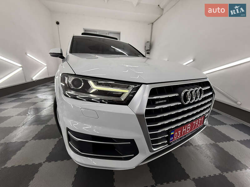 Внедорожник / Кроссовер Audi Q7 2018 в Трускавце