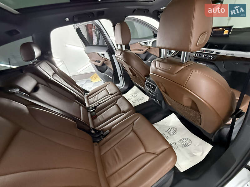 Внедорожник / Кроссовер Audi Q7 2018 в Трускавце