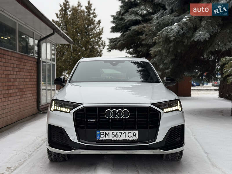 Внедорожник / Кроссовер Audi Q7 2020 в Киеве