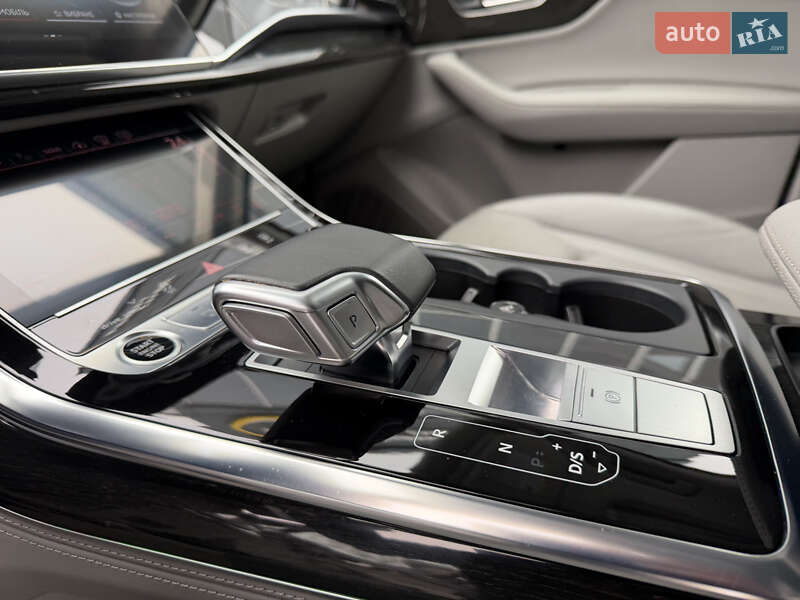 Внедорожник / Кроссовер Audi Q7 2023 в Дрогобыче