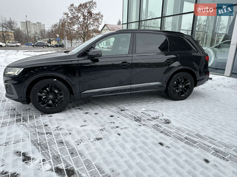 Внедорожник / Кроссовер Audi Q7 2023 в Харькове