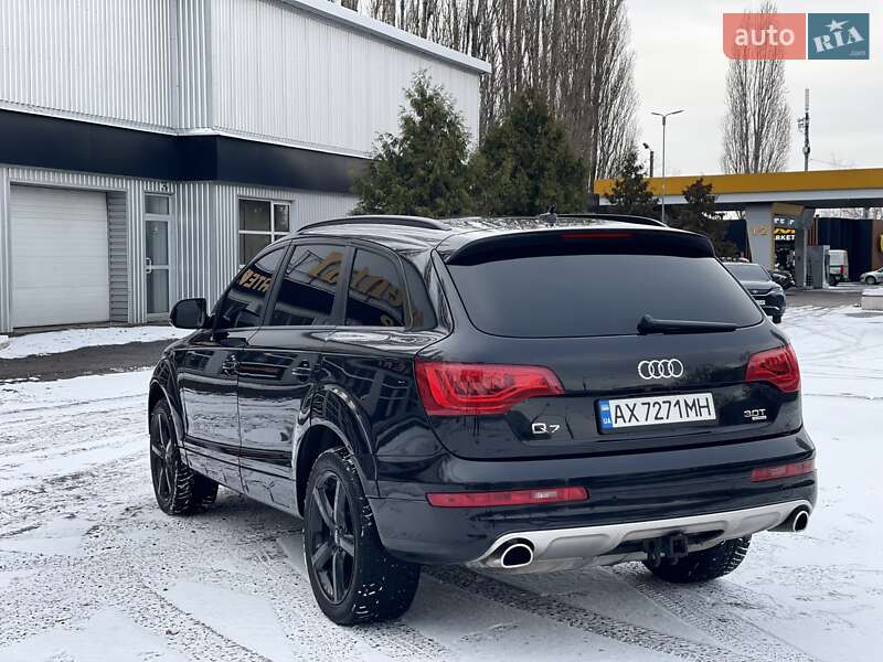 Внедорожник / Кроссовер Audi Q7 2015 в Харькове