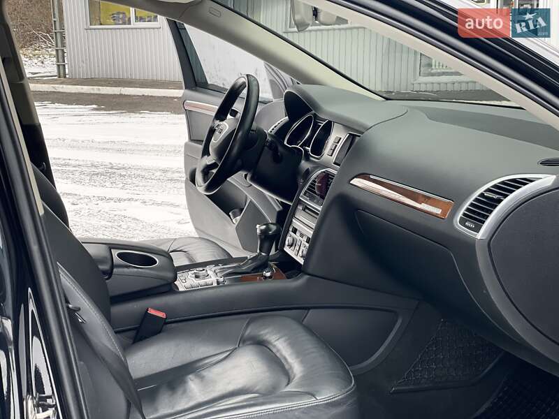 Внедорожник / Кроссовер Audi Q7 2015 в Харькове