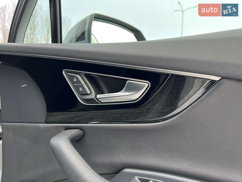 Внедорожник / Кроссовер Audi Q7 2017 в Ковеле