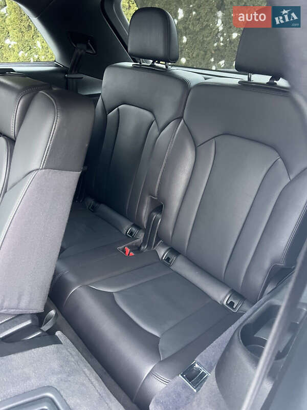 Внедорожник / Кроссовер Audi Q7 2017 в Львове