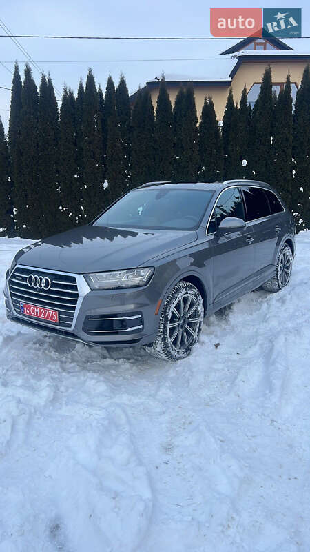 Внедорожник / Кроссовер Audi Q7 2017 в Львове