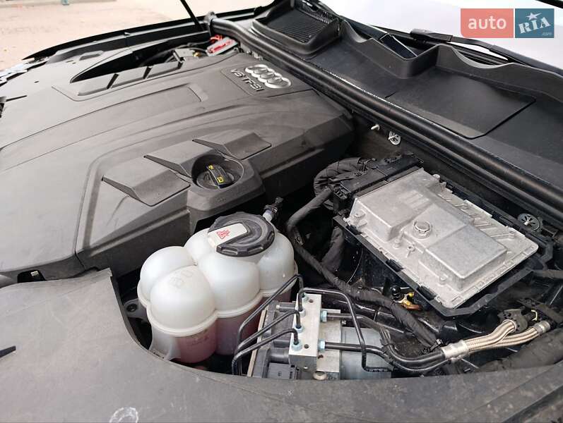 Внедорожник / Кроссовер Audi Q7 2018 в Днепре