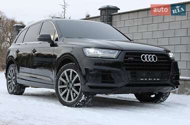Внедорожник / Кроссовер Audi Q7 2017 в Ровно