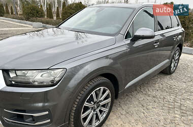 Позашляховик / Кросовер Audi Q7 2018 в Дніпрі