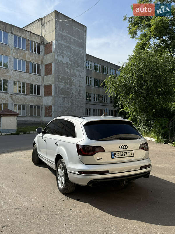 Внедорожник / Кроссовер Audi Q7 2014 в Львове