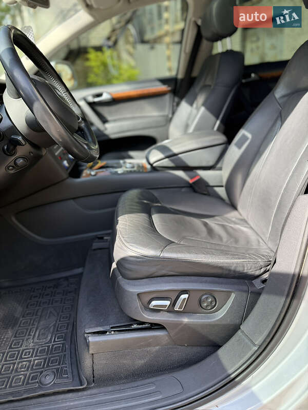 Внедорожник / Кроссовер Audi Q7 2014 в Львове