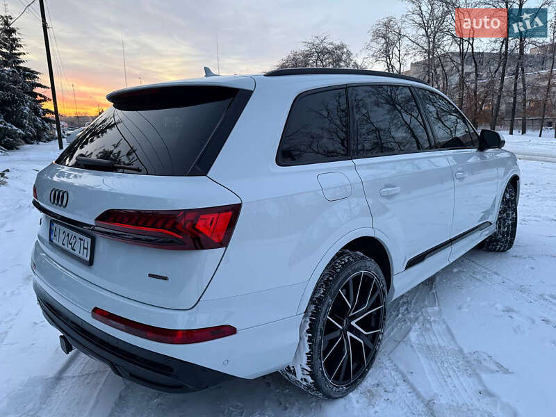 Позашляховик / Кросовер Audi Q7 2021 в Києві фото 42 Позашляховик / Кросовер Audi Q7 2021 в Києві
