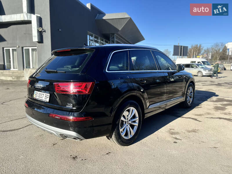 Внедорожник / Кроссовер Audi Q7 2017 в Тернополе