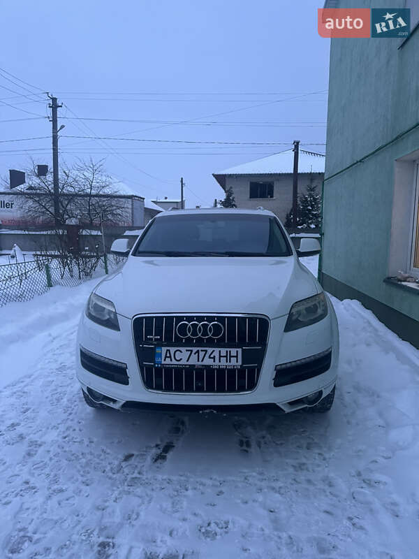 Внедорожник / Кроссовер Audi Q7 2014 в Ковеле